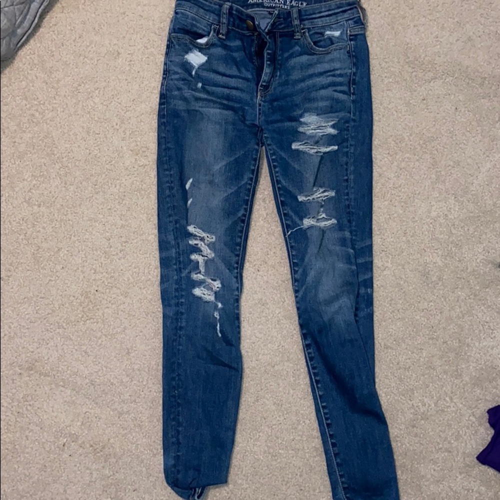American Eagle distressed skinny jeans